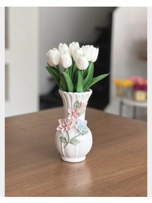 Marys Concept Çiçek Kabartmalı Porselen Vazo