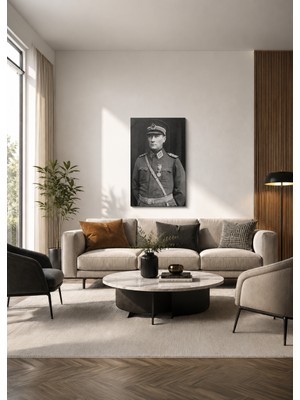 Zera Wall Mdf Tablo Mustafa Kemal Atatürk Siyah Beyaz Askerî Portresi – Milli Mücadele Temalı Salon, Çalışma Odası ve Ofis Duvar Dekorasyonu
