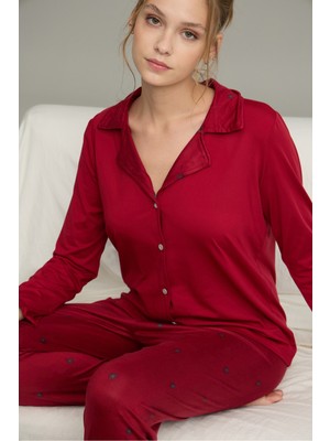 Siyah İnci Bordo Yıldız Desenli Gömlek Yaka Düğmeli Milan Örme Pijama TAKIM25224030