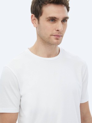 Kip Beyaz Bisiklet Yaka Pamuk Karışımlı T-Shirt