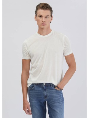 Beyaz Düz Bisiklet Yaka T-Shirt
