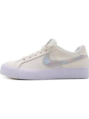 Nike Krem Wmns Court Royale Ac AO2810-104 Sneaker (Dar Kalıp 1 Beden Büyük Alınız