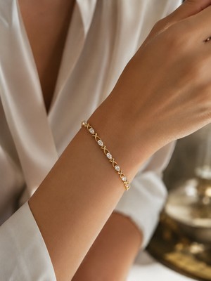 Haki Store Xuping 14K Altın Kaplama Damla Zirkon Taşlı Zarif Kadın Bileklik