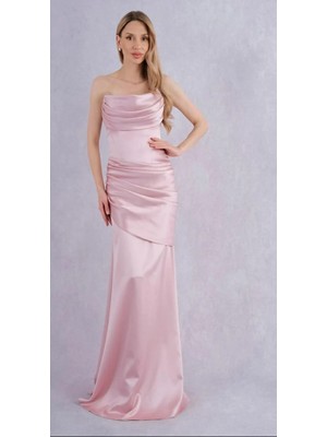 Hazel Kadın Pembe Straplez Degaje Yaka Drape Detaylı Saten Abiye Elbise