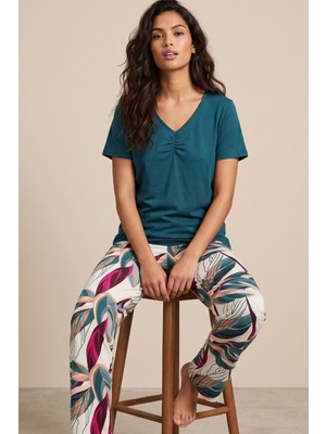 Siyah İnci Yeşil Yaprak Desenli Viskon Örme Pijama TAKIM26119124