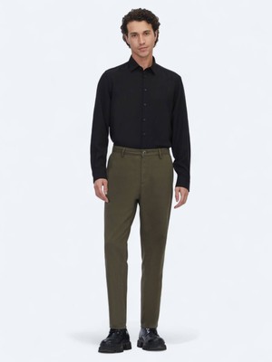 Haki Dokuma Relaxed Fit Casual Pamuk Karışımlı Pantolon