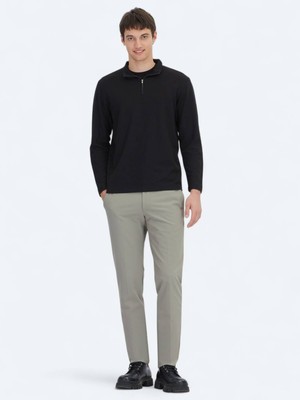 Siyah Fitilli Bisiklet Yaka T-Shirt