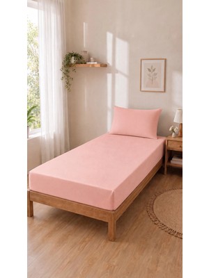 Tek Kişilik Lastikli Çarşaf Takımı 1 Lastikli Çarşaf (100 x 200) 1 Yastık Kılıfı (50 x 70)