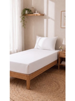 Tek Kişilik Lastikli Çarşaf Takımı 1 Lastikli Çarşaf (100 x 200) 1 Yastık Kılıfı (50 x 70)