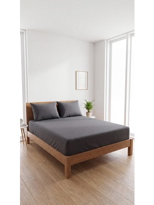 Çift Kişilik Lastikli Çarşaf Takımı 1 Lastikli Çarşaf (160 x 200) 2 Yastık Kılıfı (50 x 70)