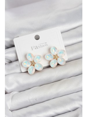 Vendly Beyaz Renk Kristal Taşlı Çiçek Model Kadın Küpe
