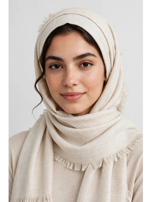 Güzel Kaman Başörtüsü Krem Dört Mevsim 1 Adet Kaliteli Kullanışlı Güzel Şık ( Ebadı : 100 cm x 100 cm )
