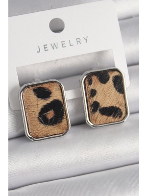 Renas Store Pirinç Gümüş Renk Leopar Desenli Kare Model Kadın Küpe