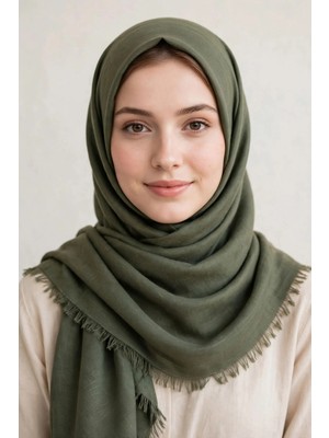 Güzel Kaman Başörtü Yeşil Dört Mevsim 1 Adet Kaliteli Kullanışlı Güzel Şık ( Ebadı : 100 cm x 100 cm )