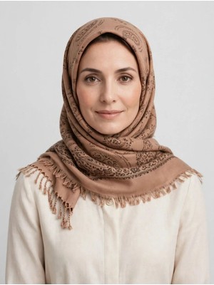 Güzel Kaman Basörtüsü Taba Rengi Dört Mevsim 1 Adet Kaliteli Kullanışlı Güzel Şık ( Ebadı : 100 cm x 100 cm )