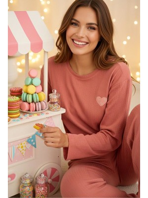 Siyah İnci Kiremit Kalp Nakışlı Fitilli Yumuşak Tuşe Örme Pijama Takım