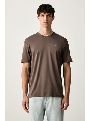 Paul & Shark Erkek Normal Kesim Logo Detaylı Yuvarlak Yakalı Pamuklu Kısa Kollu Kahverengi T-Shirt 16311605-365