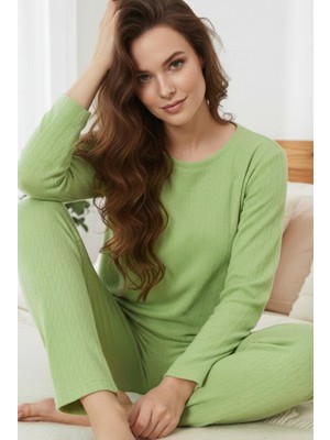 Siyah İnci Yeşil Şardonlu Kışlık Örme Pijama TAKIM25226002