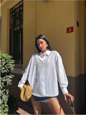 Minaaise Beyaz Geniş Kesim Basic Gömlek 27202
