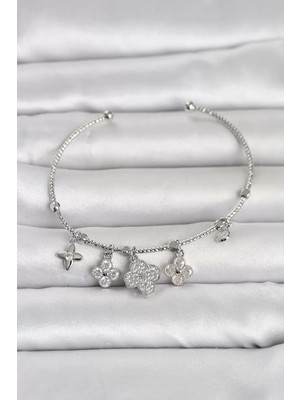 Renas Store Gümüş Renk Pirinç Yonca Detaylı Charmlı Kadın Bileklik TJ-BB8483