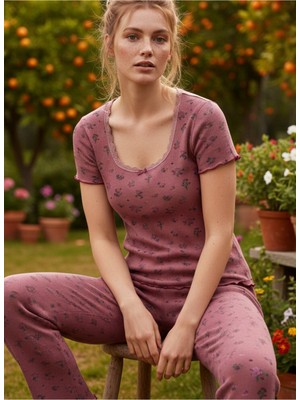 Siyah İnci Gülkurusu Desenli Dantelli Fitilli Kaşkorse Örme Pijama Takım 26120552
