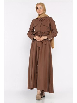 Julude Polo Yaka Bel Kuşaklı Çift Cepli Tesettür Elbise P-00022687