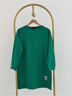 Exit Collection Kadın Bisiklet Yaka Mevsimlik Tesettür Yırtmaçlı Armalı Tunik Sweat Sweatshirt