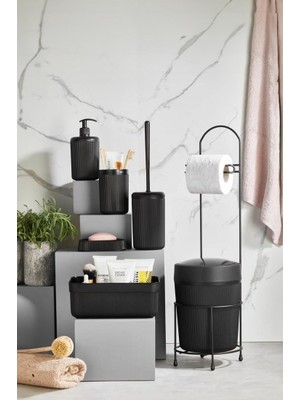 TeknoKapsül 7 Parça Siyah Banyo Seti Metal Stantlı Kovalı Wc Kağıtlık Kozmetik Kutusu Diş Fırçalık ve Sabunlukla