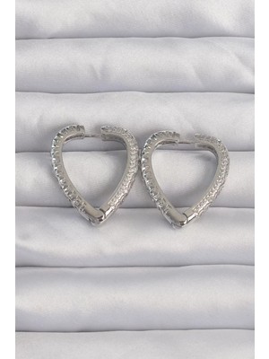 Renas Store Pirinç Gümüş Renk Zirkon Taşlı Motifli Kalp Küpe - TJ-BKP9284