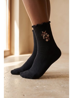 Bony Socks Kadın Papatya Nakışlı Pamuklu Soket Çorap Siyah