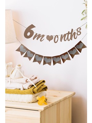 Mey İthalat Elyazılı 6 Months Kraft Retro Banner ve 8 Li Kraft Kalp Banner Süs 2 Li Set