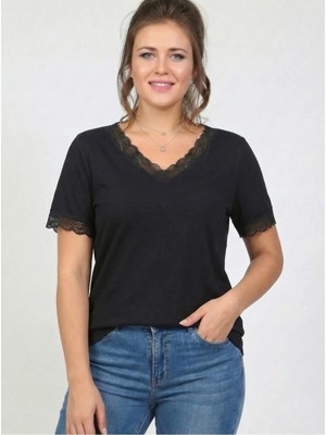 Curvy Trend Büyük Beden Yaka ve Kol Ucu Dantel Kısa Kol Viskon Bluz