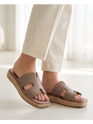 Futsi Shoes Lagoon Gri Hakiki Deri Hasır Taban Kadın Terlik
