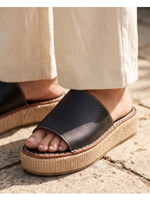 Futsi Shoes Ocean Siyah Hakiki Deri Hasır Tabanlı Platform Kadın Terlik