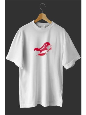 Pomeya  1 Mayıs Emekçiler Günü Baskılı Oversize Bisiklet Yaka T-Shirt - Beyaz