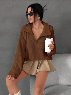 Kadın Oversize Fermuarlı Crop Triko Kazak