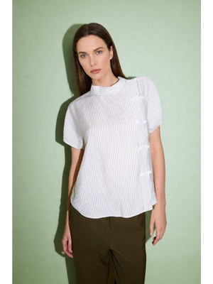 DeFacto Relax Fit Dik Yaka Çizgili Bluz H8744AX26AU