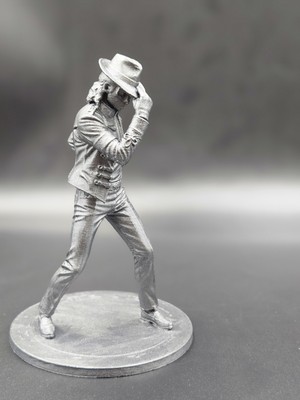 Michael Jackson Ikonik Şapkalı Poz 14 cm - (Metalik Renk Boyalı)