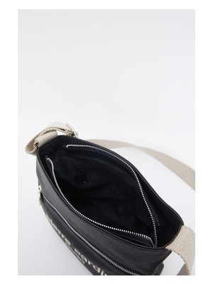 Esranın Dünyası Pierre Cardin Siyah Çapraz Çanta 05PO24Y1695-KRK