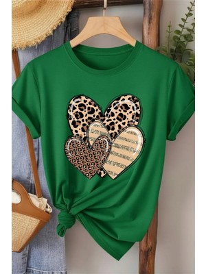 L'eivor Leopar Desenli Kalp Tasarım Baskılı Kadın T-Shirt