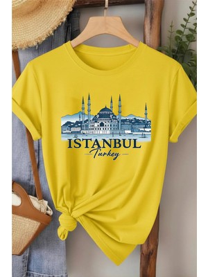 L'eivor Filtresiz Istanbul Baskılı Kadın Pamuk T-Shirt