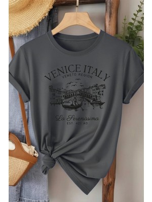 L'eivor Venice Italy Baskılı Kadın T-Shirt