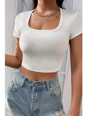 Aesco Kadın Beyaz Yarım Kol Düz Yaka Crop Top Bluz