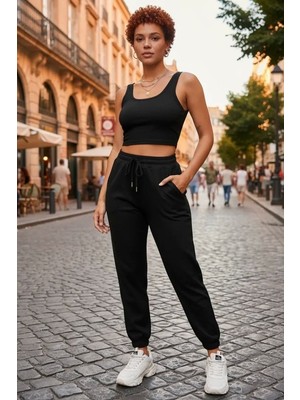 Aesco Kadın Siyah Premium Görünümlü Kaşkorse Cepli Jogger Eşofman Altı ve Crop Top Bluz Takımı