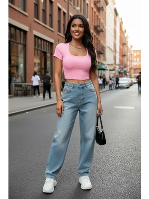 Aesco Kadın Pembe Şık Kesim Yarım Kol Crop Bluz