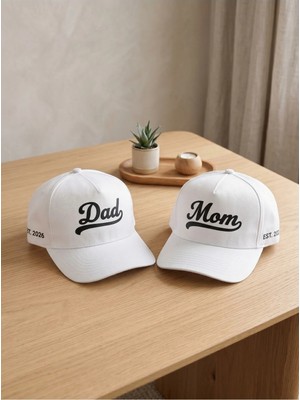L'eivor Mom & Dad Kişiye Özel Bebek Doğum Tarihli 2' Li Takım Pamuk Şapka