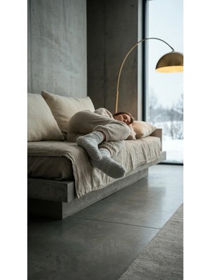 Tutku Plus 2 Çift Peluş Uyku Çorabı | 1 Çift Beyaz+ 1 Çift Mor| Yumuşak Havlu Panduf Ev Çorabı | Kışlık Sıcak Ev Çorabı