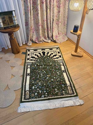 Mada Carpets Mihrap Desenli 8 mm Seccade