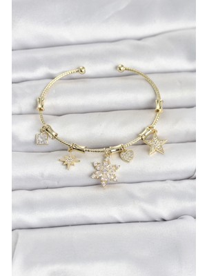 Armüz Pirinç Gold Renk Lotus Detay Charmlı Kadın Bileklik