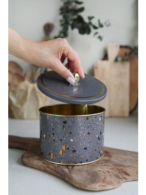 Valor Evle-Metal Çok Amaçlı Dokulu Saklama Kabı, Dekoratif Saklama Kutusu 14 Cm, Terrazo (Terrazzo Brown)